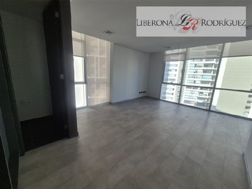 Oficina en arriendo mensual en Oficina nueva en Reñaca, Viña del Mar - 1 baño