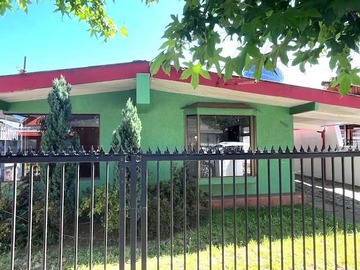 Casa en arriendo mensual en Casa a pasos de Avenida Alemania (134967), Temuco - 4 dormitorios, 2 baños