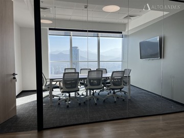 Oficina en arriendo mensual en Andrés Bello 2425, Providencia - 3 baños