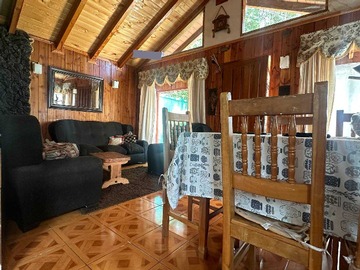 Casa en venta en ID:023V Casa ideal para inversión en Pucón (69940), Pucón - 3 dormitorios, 2 baños
