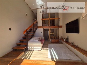 Departamento en venta en Departamento tipo Loft, en Cerro Alegre, Valparaíso - 2 dormitorios, 2 baños