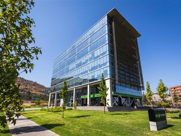 Oficina en arriendo mensual en Av. Américo Vespucio - Av. del Parque, Huechuraba