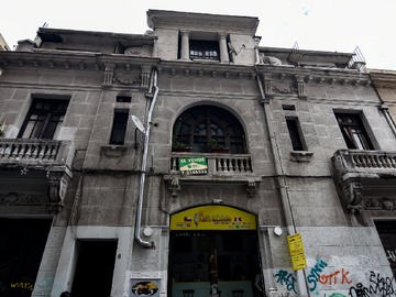Casa en venta en Metro cumming, Santiago - 6 dormitorios, 6 baños