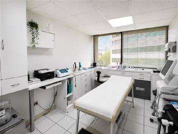 Oficina en venta en Metro Pedro de Valdia. Nueva Providencia, Providencia - 1 dormitorio, 1 baño