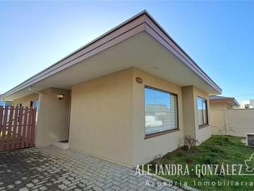 Casa en arriendo mensual en Avenida Alemania, Osorno - 3 dormitorios, 2 baños