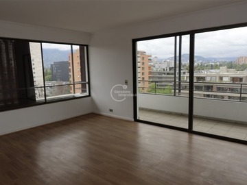 Departamento en venta en Av. Americo Vespucio / Las Hualtatas, Vitacura - 3 dormitorios, 3 baños