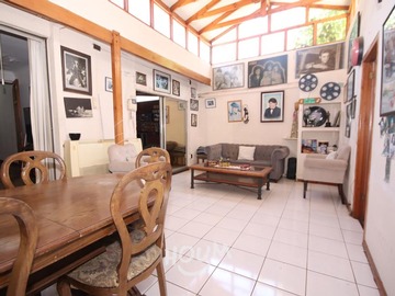 Venta / Casa / La Cisterna
