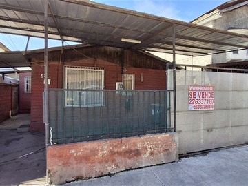 Casa en venta en Eugenio Retes N°521, Maipú - 3 dormitorios, 1 baño
