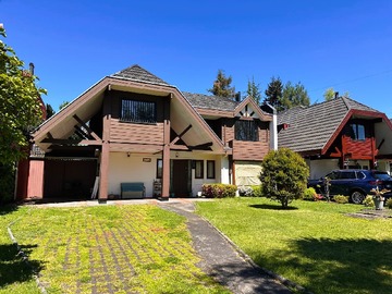 Casa en venta en Paula Jaraquemada, Temuco - 5 dormitorios, 4 baños