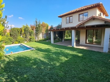 Venta / Casa / Colina