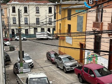 Oficina en arriendo mensual en Esmeralda, centro cívico valparaíso, barrio puerto, almendra, Valparaíso - 4 dormitorios, 2 baños