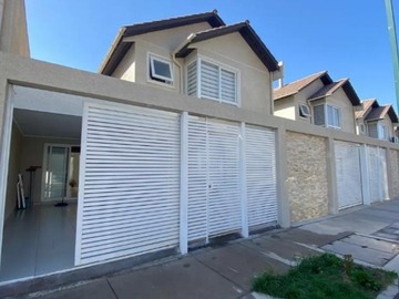 Venta / Casa / Maipú