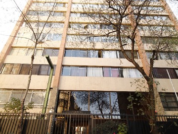 Departamento en venta en Se Vende Dpto. Plaza Italia Vista Panorámica a Santiago Oriente - 3 dormitorios, 2 baños