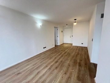 Departamento en venta en Av. Marathon / benito rebolledo, Macul - 3 dormitorios, 2 baños