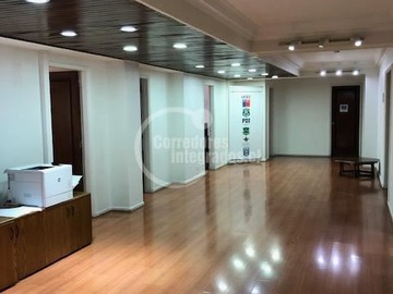 Oficina en arriendo mensual en Paseo Ahumada / Agustinas / Moneda, Santiago - 14 dormitorios, 7 baños