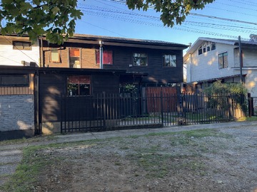 Casa en venta en Luxemburgo, Valdivia - 4 dormitorios, 2 baños