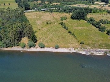 Terreno Agricola en venta en Subdividido en 6 parcelas, orilla Río Calle Calle a 20 minutos de Valdivia, Valdivia