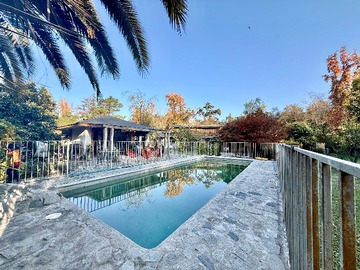 Casa en venta en Casa amplia en parcela con jardines (169892), Calera de Tango - 5 dormitorios, 6 baños