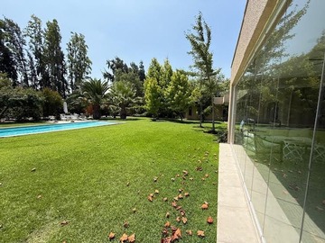 Venta / Casa / Colina