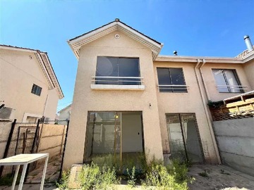 Casa en venta en Hogar Luminoso Ideal para Familias (154221), Puente Alto - 3 dormitorios, 3 baños