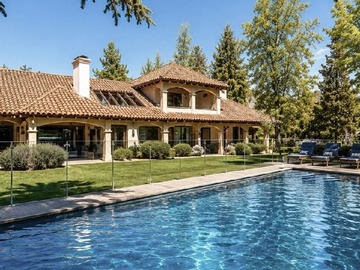 Casa en venta en Panoramica Sur, Lo Barnechea - 5 dormitorios, 6 baños