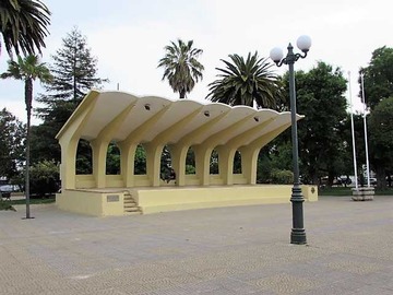 Local Comercial en arriendo mensual en Cauquenes, local comercial 272 m2 (72923), Cauquenes - 8 baños