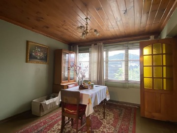 Casa en venta en Condell 434, Quillota - 5 dormitorios, 4 baños