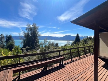 Parcela en venta en km 6.2 sector los Riscos camino entre Villarrica y Pucón, Pucón - 4 dormitorios, 2 baños