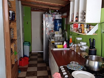 Casa en venta en Propiedad Ubicada en Hibiscos Oriente, Larapinta, Lampa. - 4 dormitorios, 2 baños
