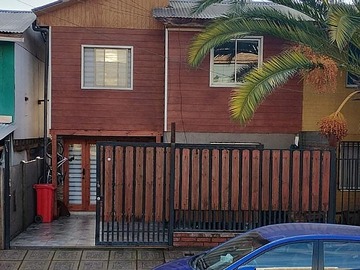 Casa en venta en Garcia #476, Buin - 4 dormitorios, 2 baños