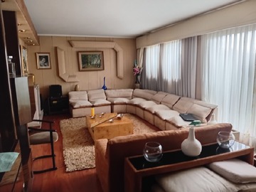 Casa en venta en Vitacura, Vitacura - 6 dormitorios, 4 baños