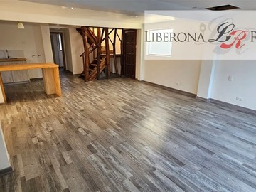 Casa en venta en Casa en sector residencial de Concón, Concón - 3 dormitorios, 3 baños