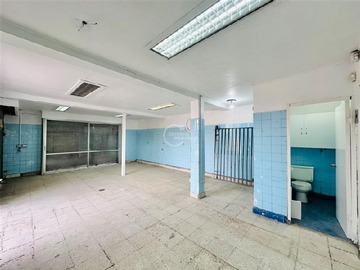 Local Comercial en arriendo mensual en Av. Rodrigo de Araya, Ñuñoa - 1 baño