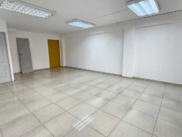 Oficina en arriendo mensual en Oportunidad! Se entrega recien pintada! (178936), Santiago - 1 baño