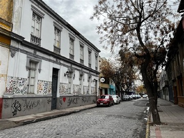 Hotel en venta en Barrio Brasil, Santiago - 14 dormitorios, 16 baños