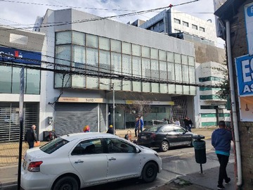 Local Comercial en arriendo mensual en Edificio 750m2 en Rancagua (167438), Rancagua - 10 baños