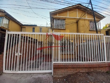 Casa en arriendo mensual en Casa de Dos Pisos con 2 Dormitorios, 1 Baño, Quilicura. - 2 dormitorios, 1 baño