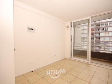 Departamento en arriendo mensual en Salas, La Cisterna - 3 dormitorios, 1 baño