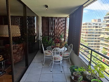 Departamento en venta en Pasos Metro Alcantara (130215), Las Condes - 4 dormitorios, 3 baños