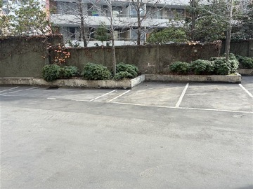 Estacionamiento en arriendo mensual en los vikingos 6340, Las Condes