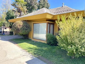 Casa en arriendo mensual en Sector quilamapu, Chillán - 4 dormitorios, 2 baños