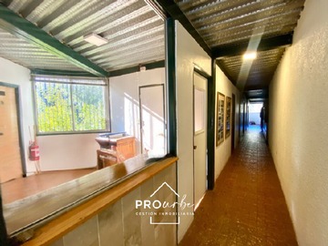Local Comercial en venta en Camino a Farellones Kilometro 2,5, Lo Barnechea - 6 dormitorios, 4 baños