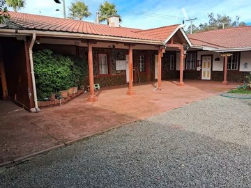 Local Comercial en venta en 35º 18.051'S y 71º 56.719'W, Pichilemu - 7 dormitorios, 10 baños