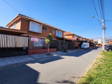 Casa en venta en Avenida san carlos y troncal san francisco, Puente Alto - 3 dormitorios, 3 baños