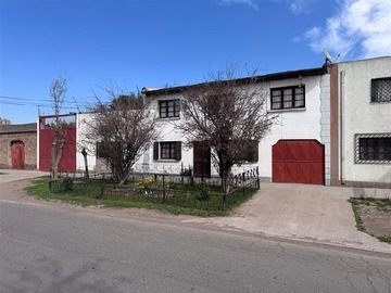 Casa en venta en Uspallata 1835, Estación Central - 5 dormitorios, 2 baños