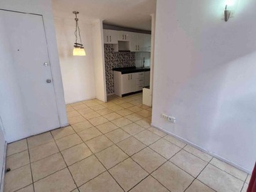 Departamento en arriendo mensual en Salas, La Cisterna - 3 dormitorios, 1 baño
