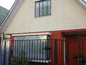 Casa en venta en Los pinos, Quilpué - 4 dormitorios, 2 baños