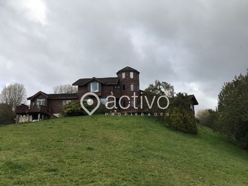 Casa en arriendo diario en El arrayán, Puerto Varas - 5 dormitorios, 4 baños