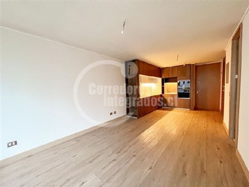 Departamento en arriendo mensual en Frente al Shopping de la dehesa y Municipalidad, Lo Barnechea - 1 dormitorio, 1 baño