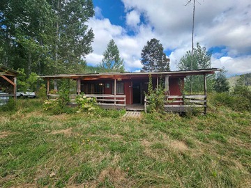 Casa en venta en Acogedora Casa 2D 1B con Gran terreno 4000 m2 (151051), Coronel - 2 dormitorios, 1 baño